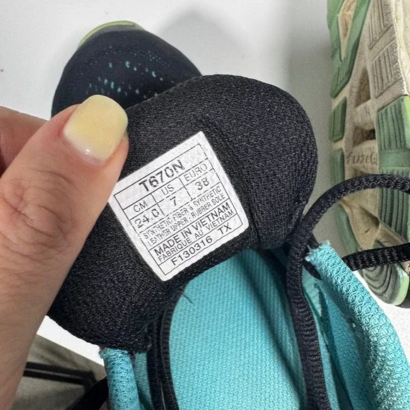 Asics fuzeX Lyte Running Shoes Sneakers Black Teal 7 38 W Athletic Workout Gym - Picture 6 of 9